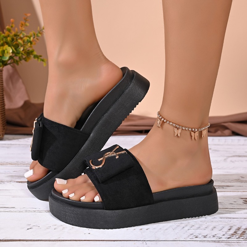 Sandales de luxe pour femmes à - Street Fashion Luxury avis et prix