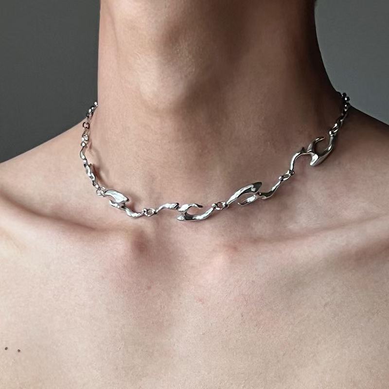 HUANZBottles-Collier en métal  - Street Fashion Trends 2025 avis et prix