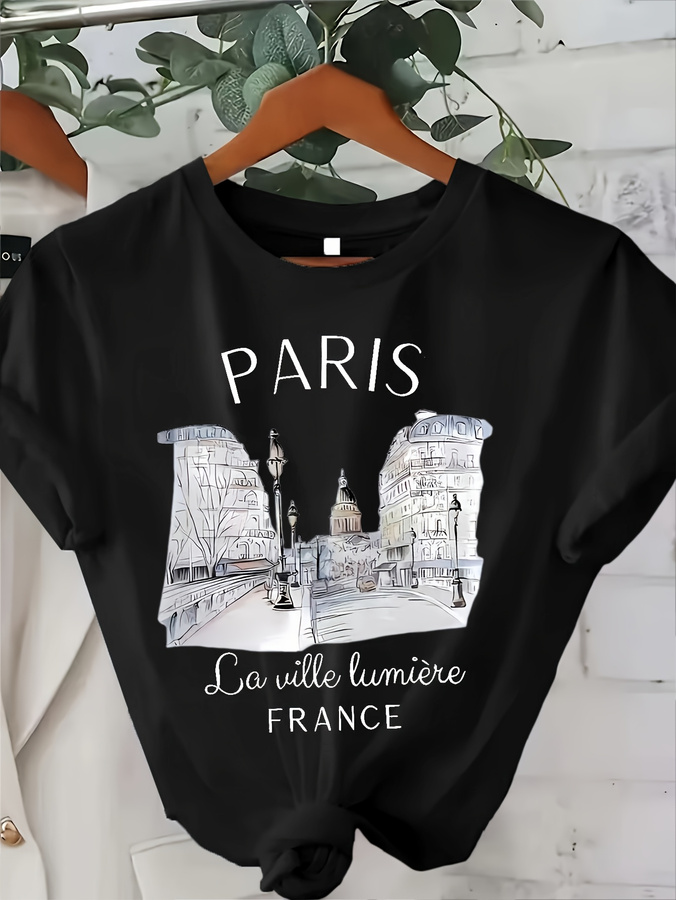 T-shirt à col rond pour femme  - Street Fashion Paris 2025 Trends avis et prix