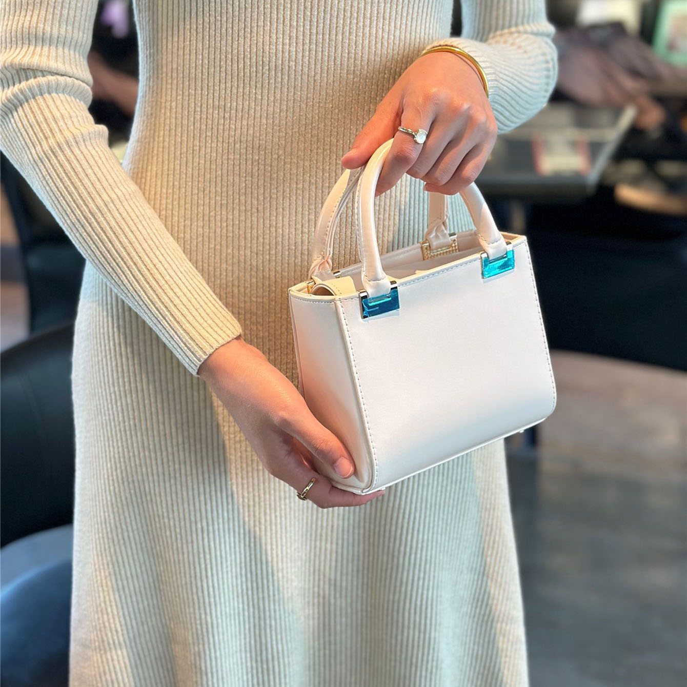 Sac à main brodé de fleurs pou - French Street Fashion avis et prix
